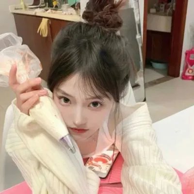 轻轻拂过